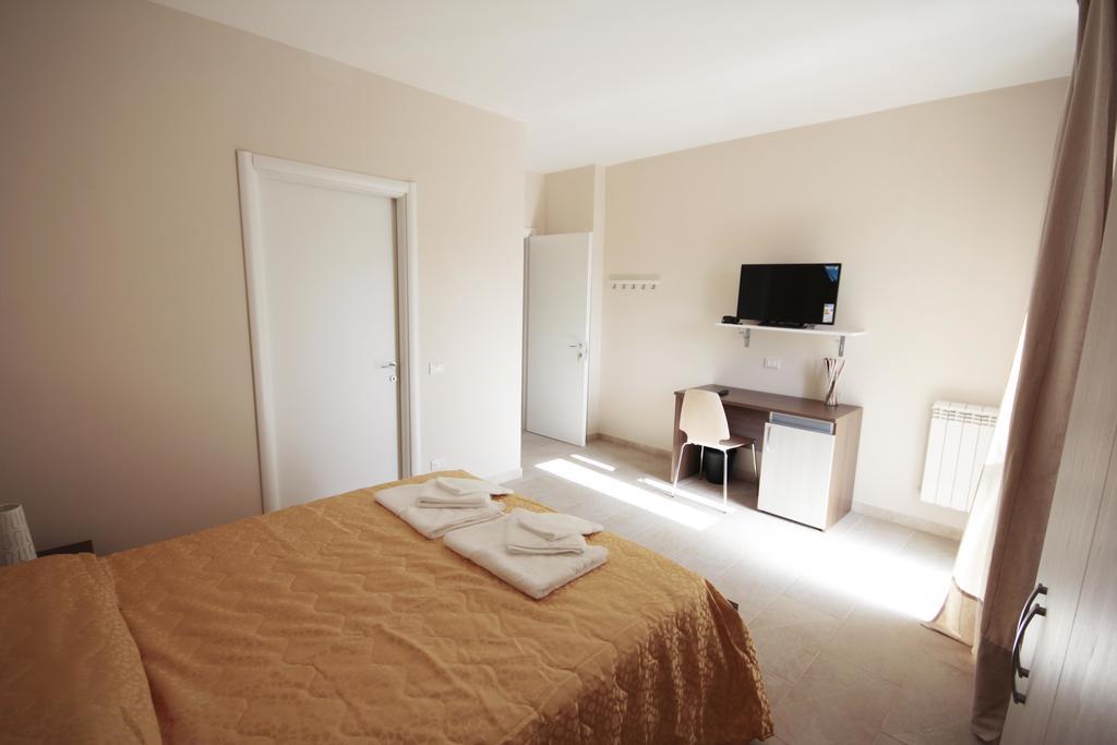 A Pochi Passi Hotel Pisa Kamer foto